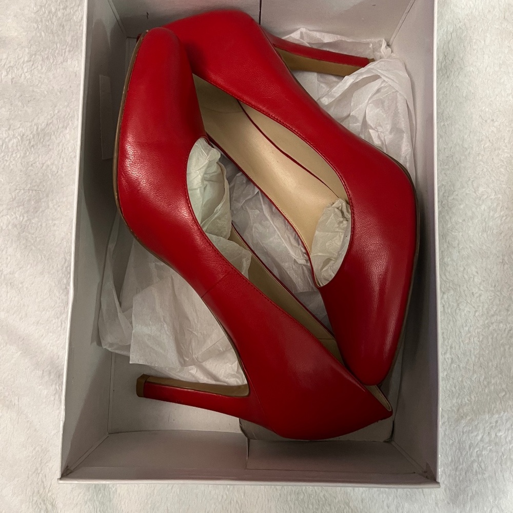 Women’s High Heel Pumps Red Size 9 1/2